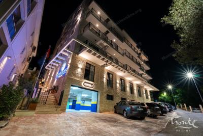 novye-kvartiry-v-sovremennom-zhilom-komplekse-s-bassejnom-v-budve_08