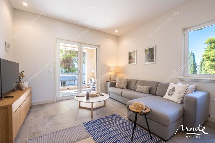 Image No.2-Appartement de 1 chambre à vendre à Tivat