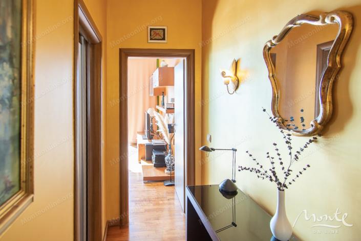 Image No.11-2 Bed Flat for sale