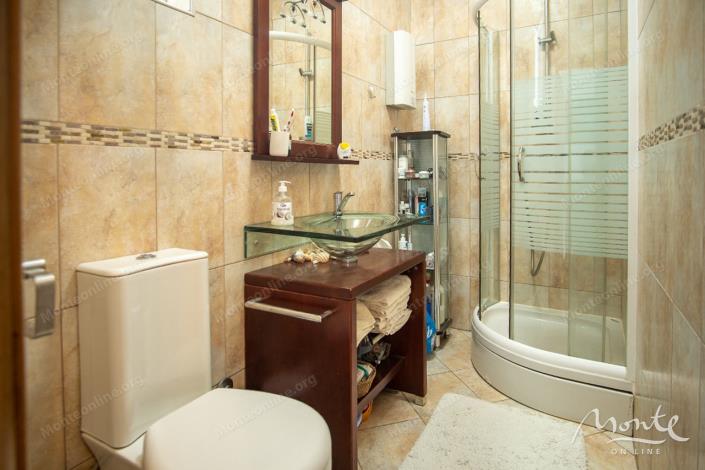 Image No.12-2 Bed Flat for sale