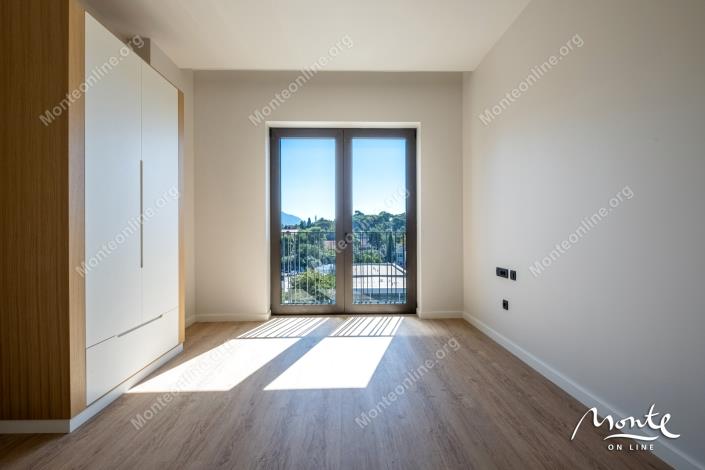 Image No.22-3 Bed Apartment for sale