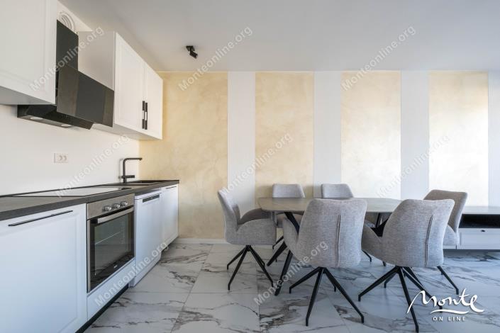 Image No.12-2 Bed Townhouse for sale