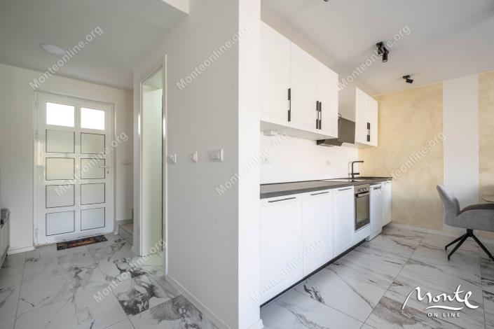 Image No.14-2 Bed Townhouse for sale