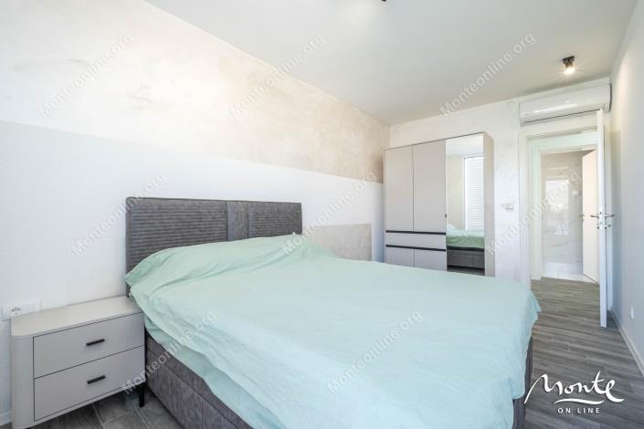 Image No.21-2 Bed Townhouse for sale