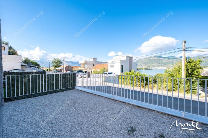 Image No.32-2 Bed Townhouse for sale