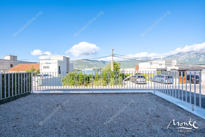 Image No.33-2 Bed Townhouse for sale