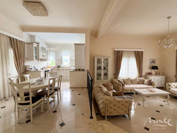 Image No.11-3 Bed Villa for sale