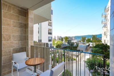 apartamenty-s-1-spalnej-v-5-zvyozdochnom-otele-siro-porto-montenegro_04