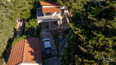 dom-s-vidom-na-more-i-port-bara-300-m-ot-plyazha_08