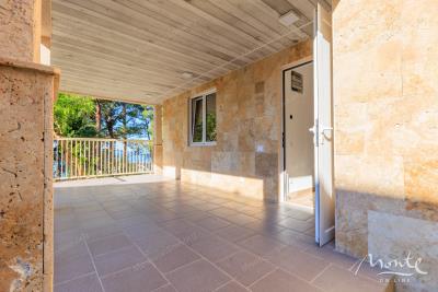 dom-s-vidom-na-more-i-port-bara-300-m-ot-plyazha_11