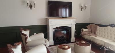 roskoshnaya-kvartira-s-2-spalnyami-i-panoramnym-vidom-na-more-i-hram-v-bare_03