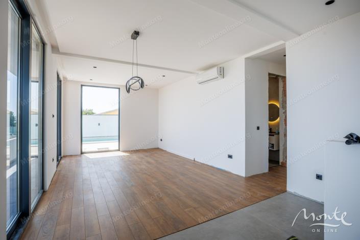 Image No.24-3 Bed Villa for sale