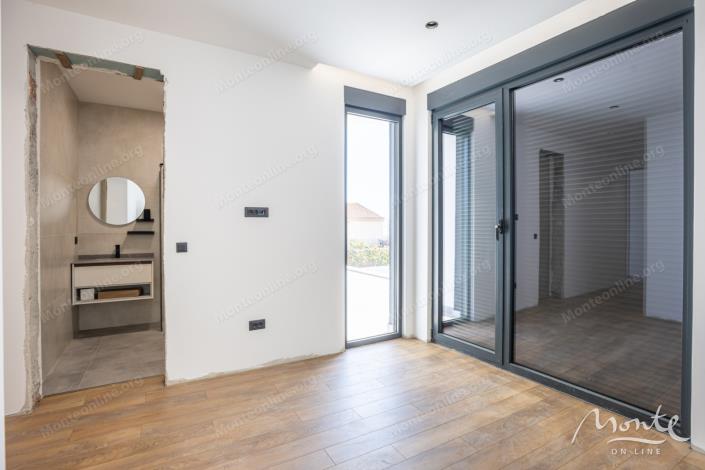 Image No.30-3 Bed Villa for sale