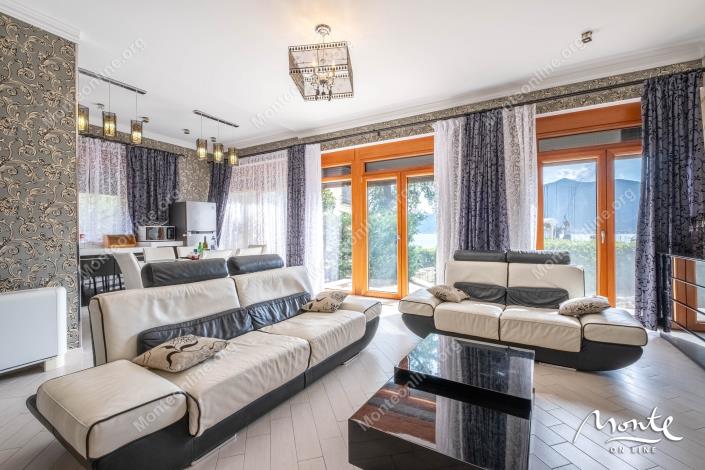 Image No.7-Appartement de 3 chambres à vendre à Kotor