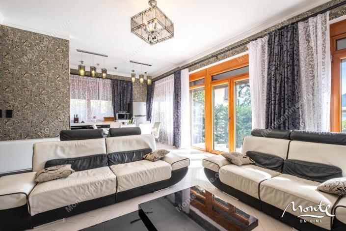 Image No.10-Appartement de 3 chambres à vendre à Kotor