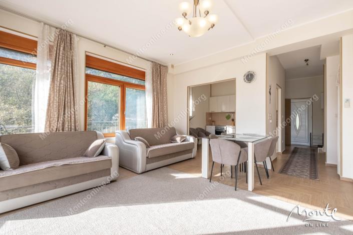 Image No.3-Appartement de 2 chambres à vendre à Kotor