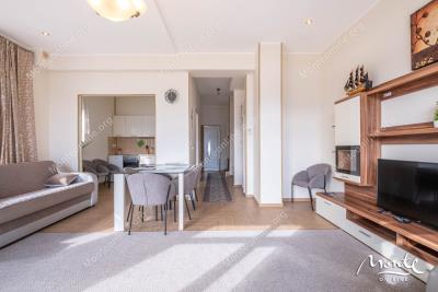 dvuhetazhnyj-dupleks-s-panoramnymi-vidami-v-p-orahovacz_13