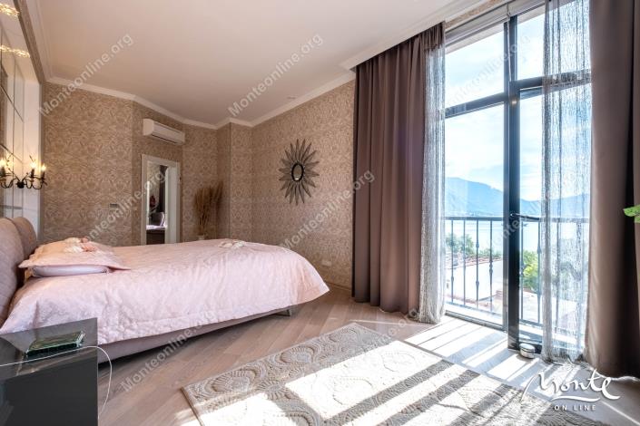 Image No.20-Maison de 6 chambres à vendre à Kotor