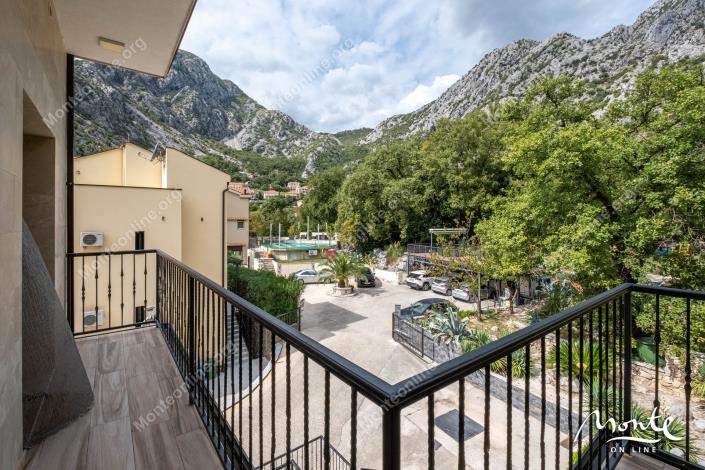 Image No.27-Maison de 6 chambres à vendre à Kotor