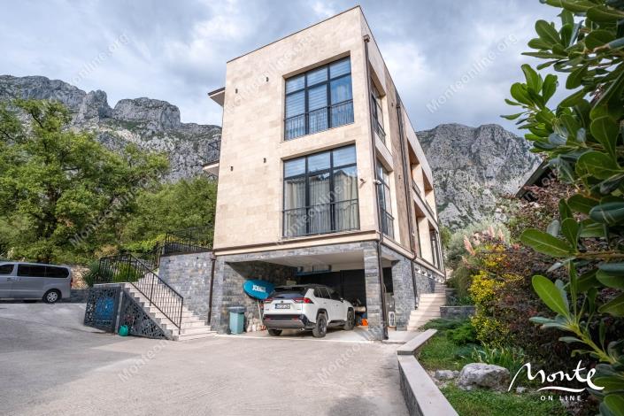 Image No.48-Maison de 6 chambres à vendre à Kotor