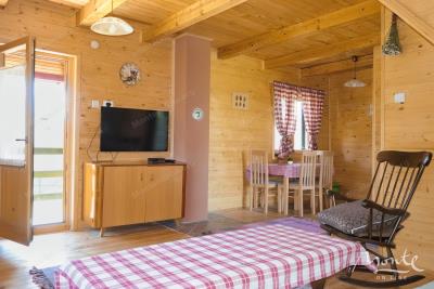 dejstvuyushhij-turisticheskij-kompleks-v-zhablyake-rajon-bore_11