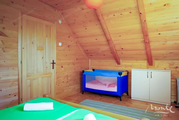 Image No.26-12 Bed Hotel for sale