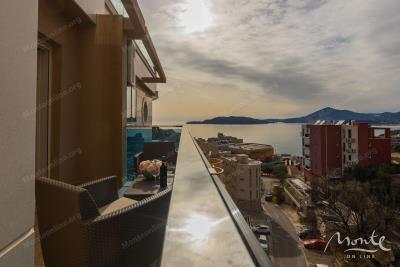 prostornyj-i-svetlyj-penthaus-v-5-minutah-ot-plyazha-v-przhno_13