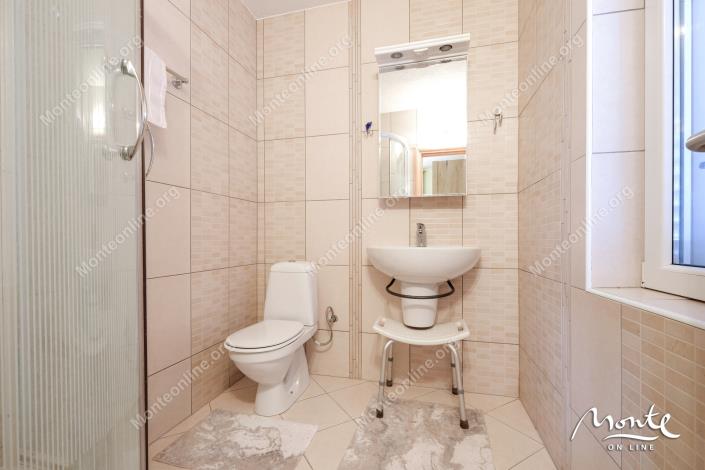 Image No.43-Maison de 5 chambres à vendre à Tivat