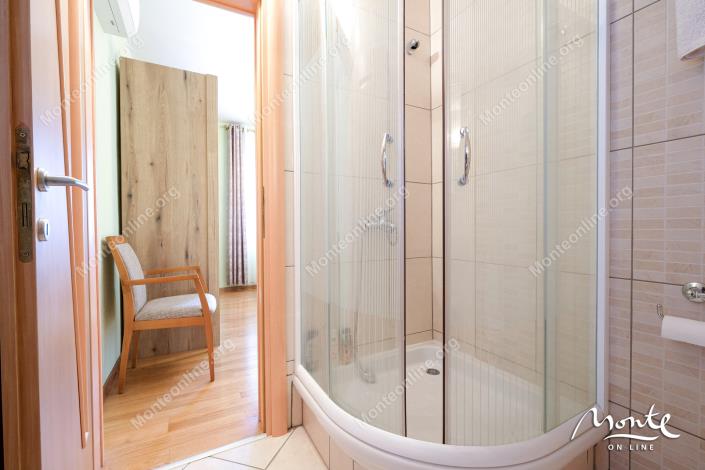 Image No.44-Maison de 5 chambres à vendre à Tivat