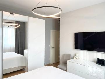 shikarnyj-2-spalnyj-apartament-s-panoramnym-vidom-na-more-v-bechichi_09