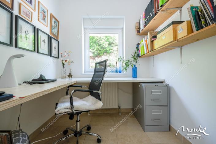 Image No.9-Maison de 4 chambres à vendre à Budva