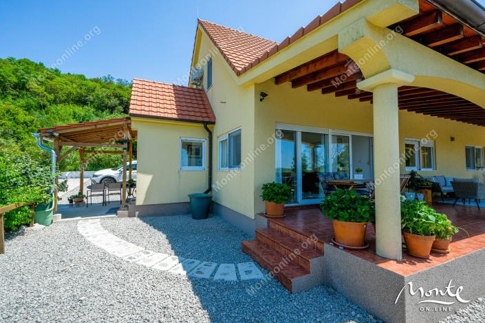 Image No.23-Maison de 4 chambres à vendre à Budva