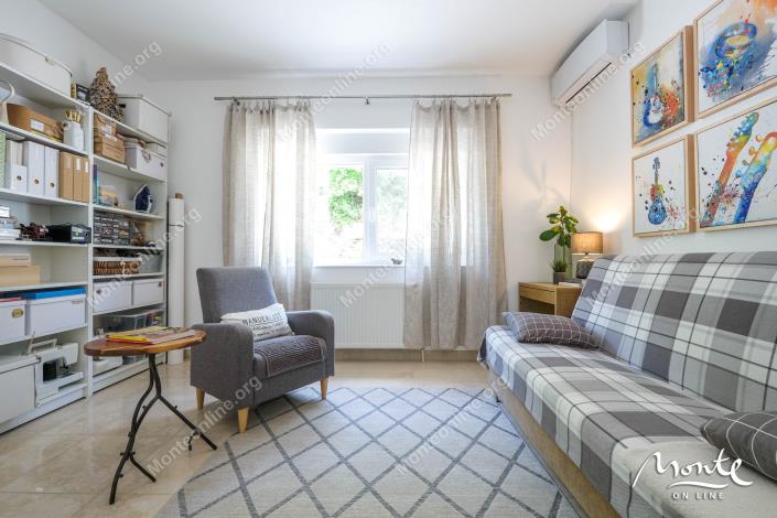 Image No.30-Maison de 4 chambres à vendre à Budva