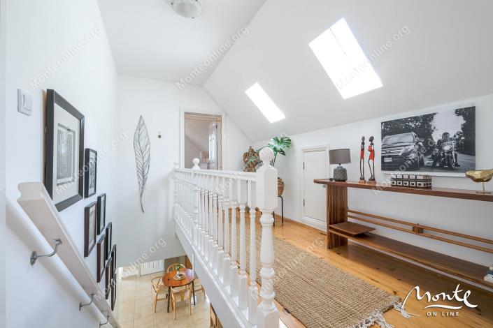 Image No.34-Maison de 4 chambres à vendre à Budva