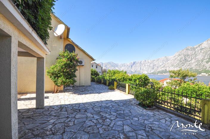 Image No.12-Maison de 4 chambres à vendre à Prcanj