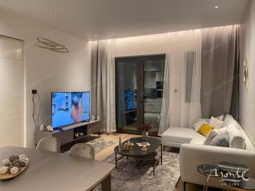 sovremennaya-kvartira-s-2-spalnyami-v-komplekse-boka-place-tivat_02