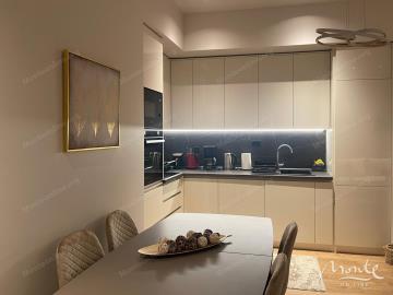 sovremennaya-kvartira-s-2-spalnyami-v-komplekse-boka-place-tivat_08