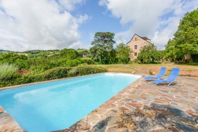 crop_9999_1000_Mas-de-Beauce-Midi-Pyrenees-Fr-Olivers-Travels-3-1