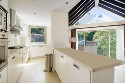 3-e898b2bb2a2fdfd06d2c39894dce8316