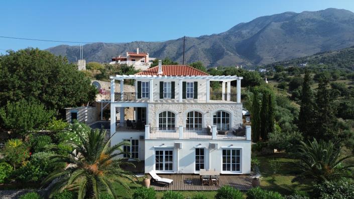 Image No.10-Villa de 6 chambres à vendre à Kournas