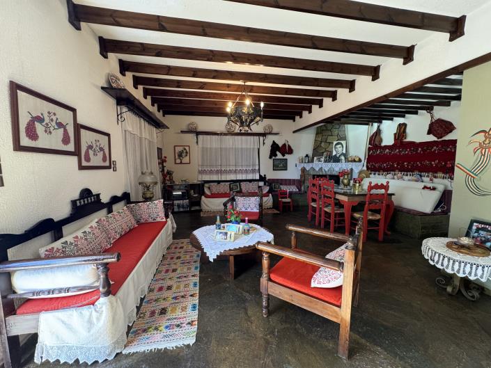 Image No.2-Maison / Villa de 5 chambres à vendre à Georgioupoli