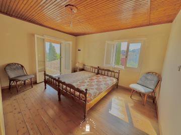 natural-light-filled-house-sinarades-corfu