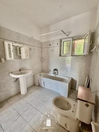 alepou-apartment-for-sale-10