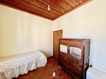 traditional-corfu-home-wood-elements