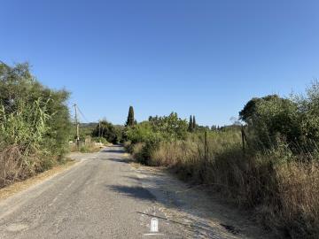 ano-korakiana-flat-land-for-building