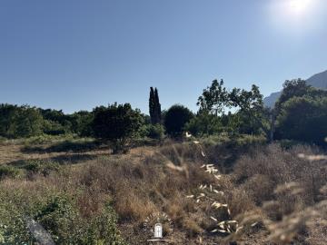 ano-korakiana-mountain-view-plot