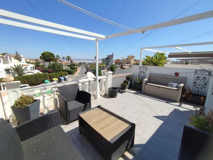 Image No.13-3 Bed Townhouse for sale