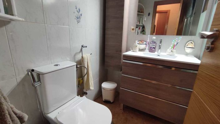 Image No.21-2 Bed Apartment for sale