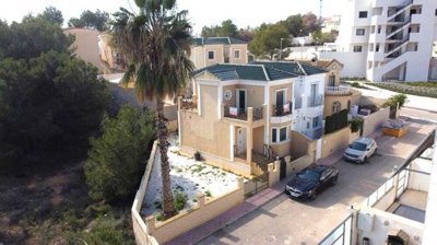 semi-detached-villacosta-cl187-1