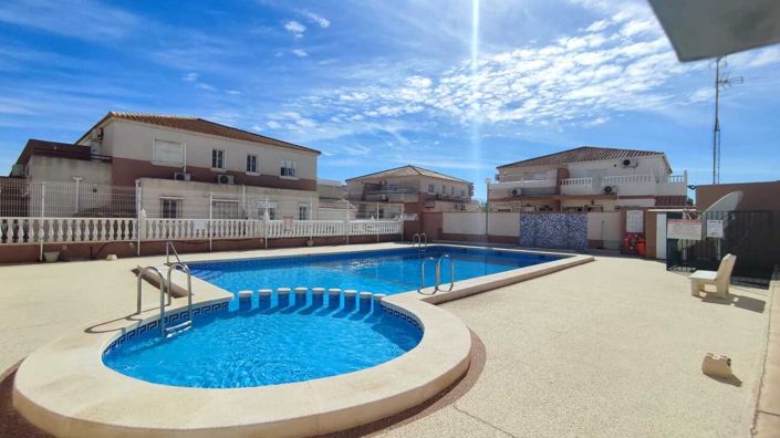 Image No.3-Villa de 3 chambres à vendre à Cabo Roig